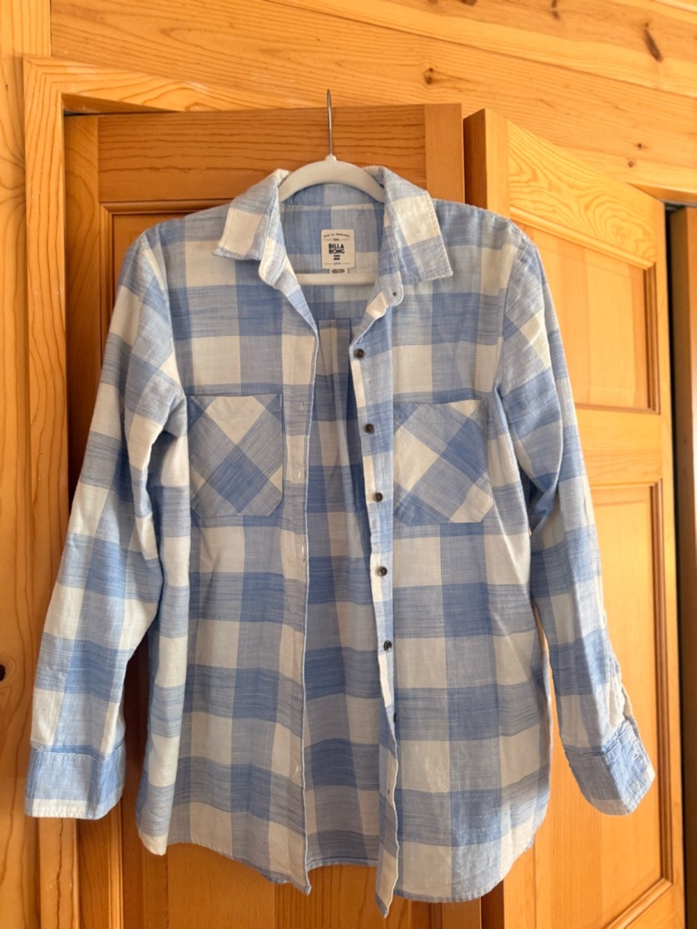 Billabong Light Blue and White Plaid Button-Down Shirt